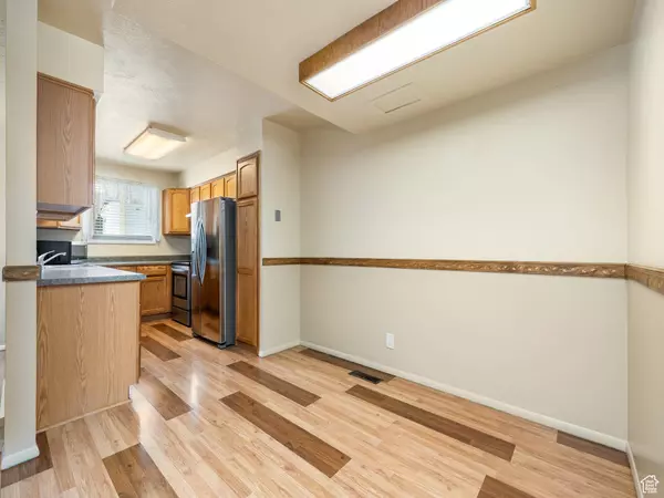 West Jordan, UT 84088,48 SAN RAFAEL CT #48