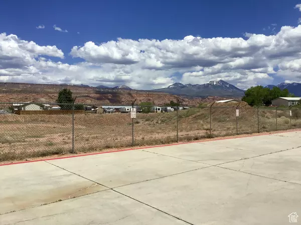 Moab, UT 84532,11850 S HIGHWAY 191