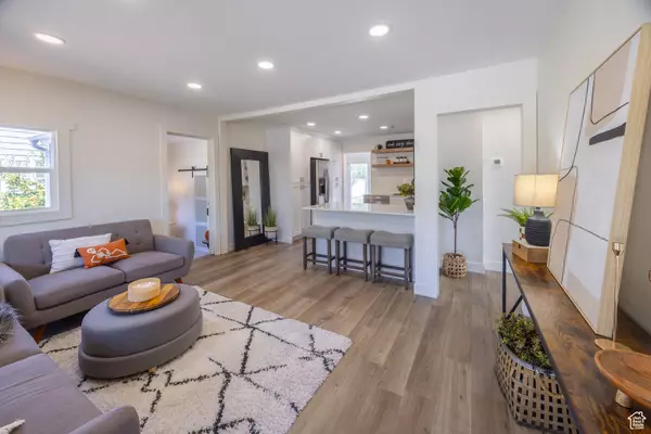 Salt Lake City, UT 84104,1021 S PUEBLO ST