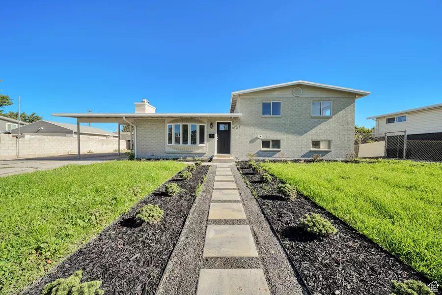 1998 W THECKSTON RD, Taylorsville, UT 84129