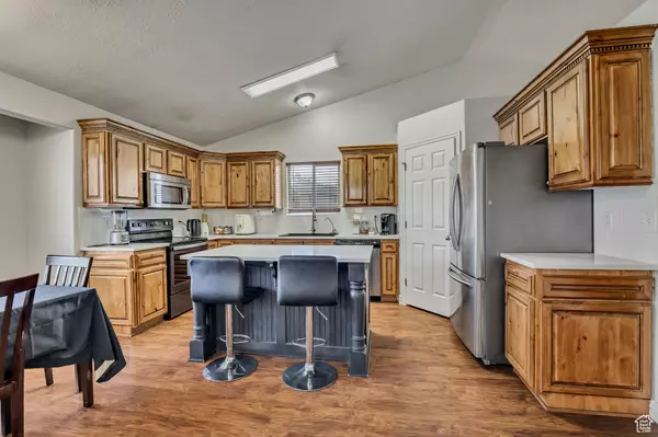 Eagle Mountain, UT 84005,7931 N APACHE LN E