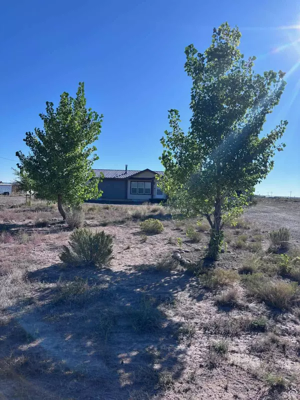 Duchesne, UT 84021,4921 S 20810 W