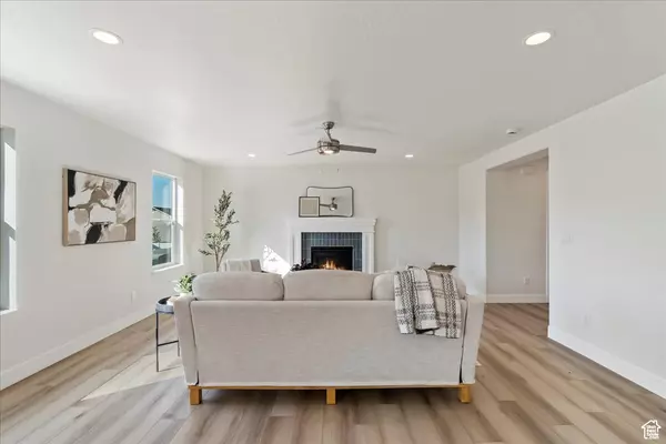 Taylor, UT 84401,2087 S 4520 W