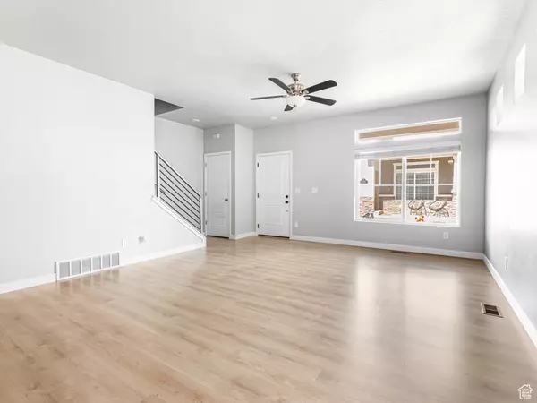 Saratoga Springs, UT 84045,214 E ALLEGHENY PL S