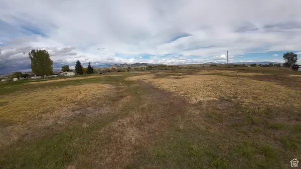 Vernal, UT 84078,2425 N VERNAL AVE AVE W
