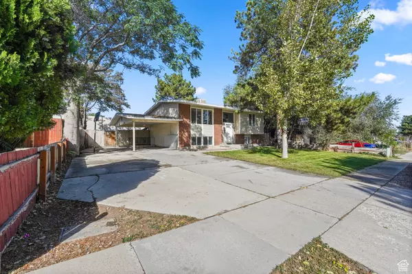 Salt Lake City, UT 84129,5116 S 3760 W