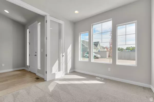 Riverton, UT 84065,3644 W HARVEST GOLD WAY