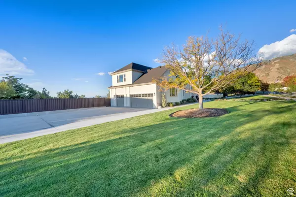 Draper, UT 84020,983 E SOUTHFORK DR