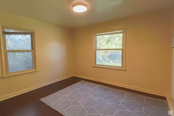 Provo, UT 84606,340 S 200 E