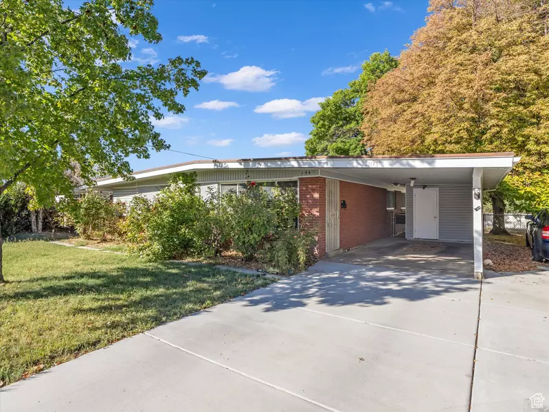 1443 N 200 W, Sunset, UT 84015