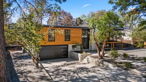 Cottonwood Heights, UT 84121,6552 S 2520 E