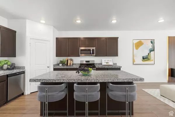 Eagle Mountain, UT 84005,5290 N FOLKSTONE DR N