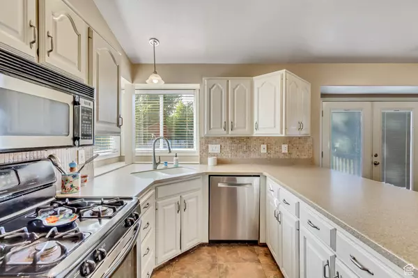 South Weber, UT 84405,2387 E 7925 S