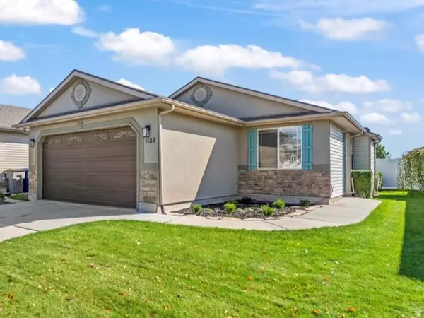 1127 W HAWORTH DR, North Salt Lake, UT 84054