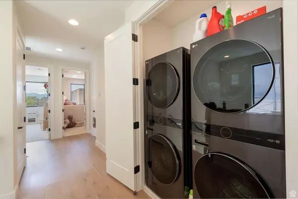 Holladay, UT 84124,4445 S HOLLADAY PARK LN E