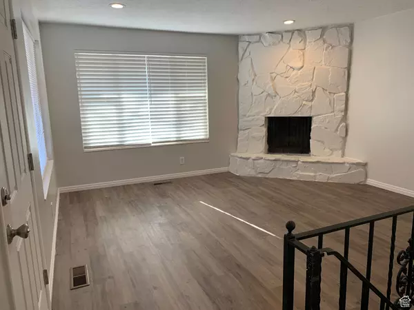 Bountiful, UT 84010,804 W 4050 S #806