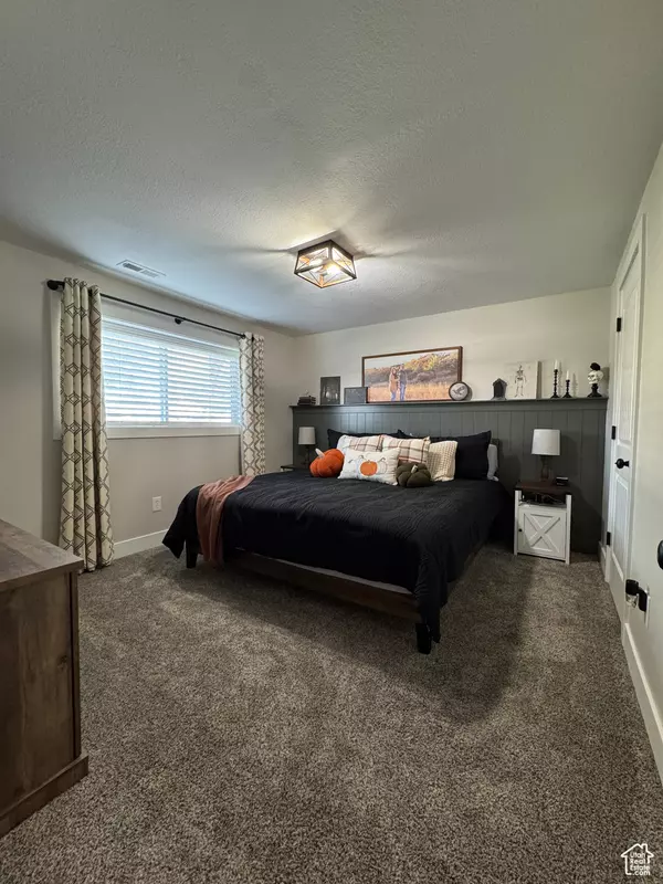 Syracuse, UT 84075,3475 W 2200 S