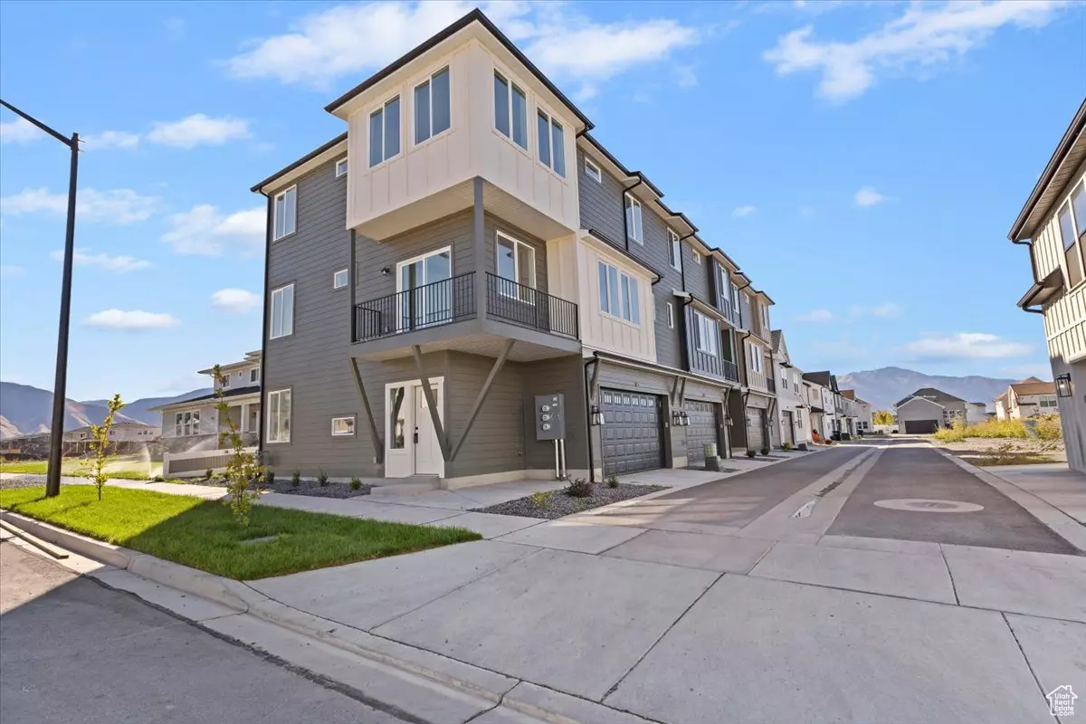 Springville, UT 84663,805 S GREENWAY DR