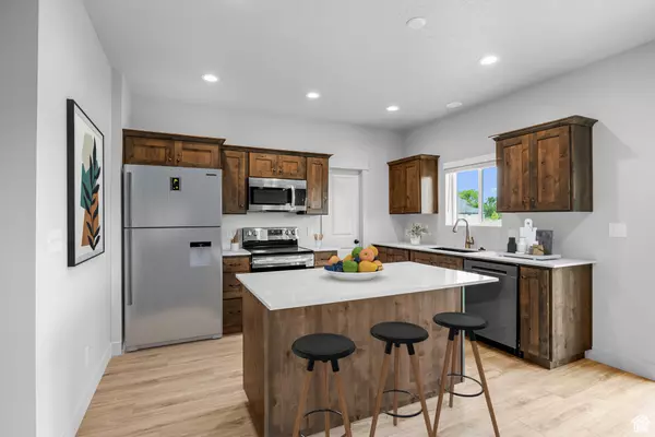 Spanish Fork, UT 84660,361 N 2350 E #03