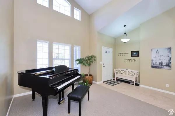 Midvale, UT 84047,290 E REGENT PARK CT S