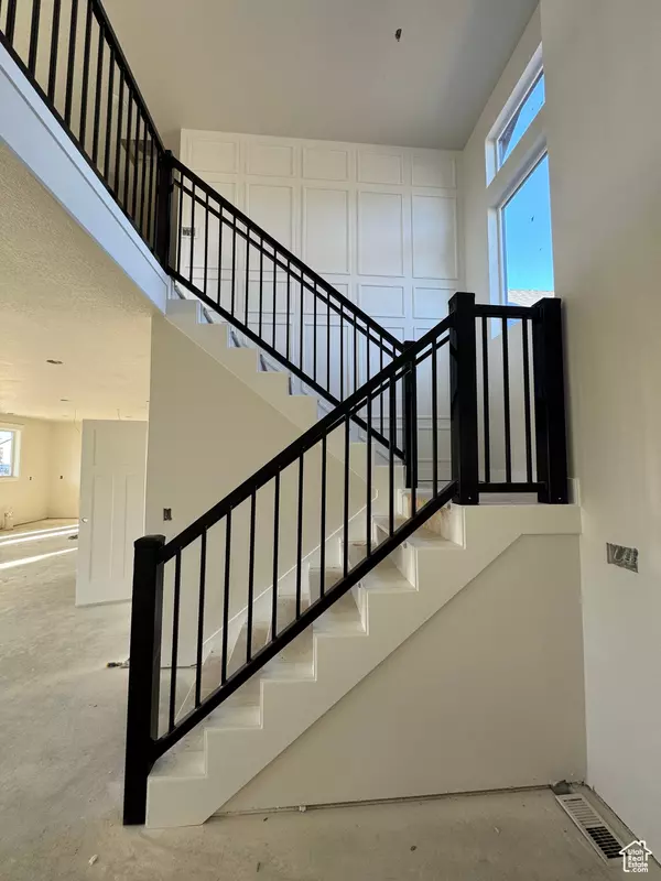 Farr West, UT 84404,2497 W 2950 N