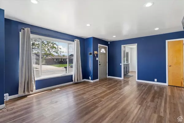 Roy, UT 84067,4475 S 1975 W