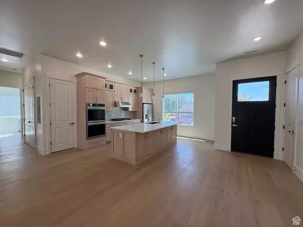 Provo, UT 84604,68 W 4750 N