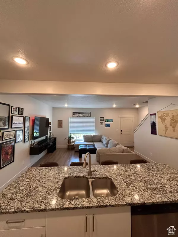 Hyrum, UT 84319,412 S 1580 E