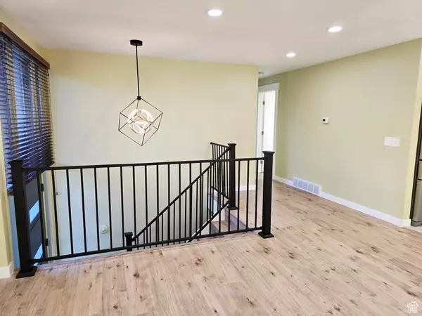 Cottonwood Heights, UT 84121,7450 S 2340 E