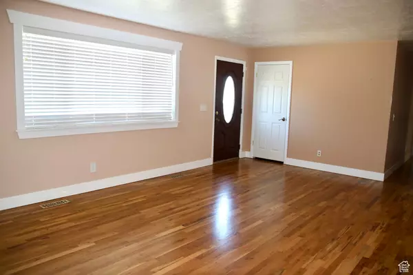 Tooele, UT 84074,250 E BROADWAY ST