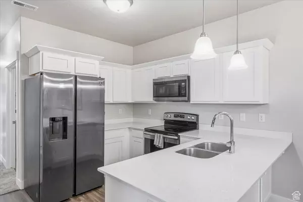 13061 S CANNAVALE DR #101, Herriman, UT 84096
