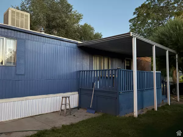 Salt Lake City, UT 84104,705 S REDWOOD RD #77