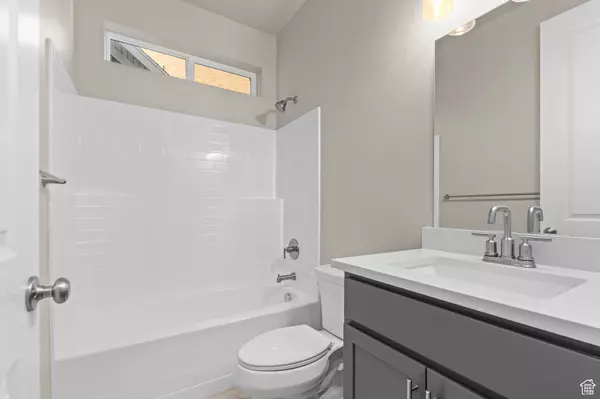 Saratoga Springs, UT 84005,1271 E DESERT PEAK