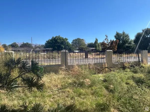 Roy, UT 84067,4903 S 2700 W