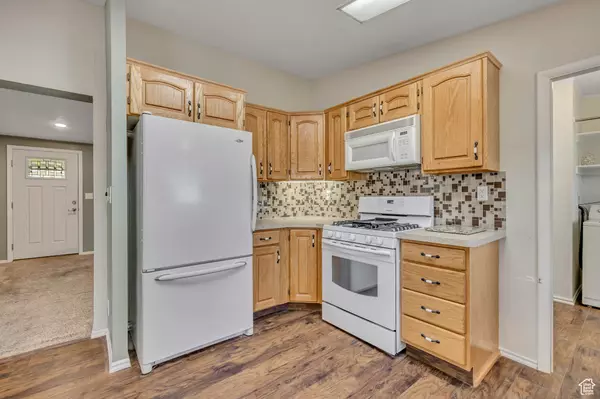 Sandy, UT 84070,11296 S HIDDEN VIEW LN E #239