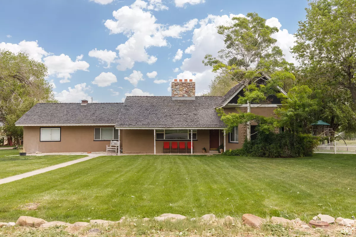 Ferron, UT 84523,295 S STATE ST