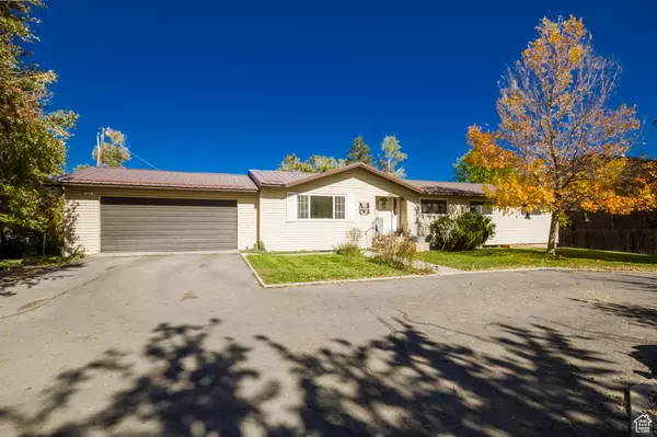 Vernal, UT 84078,990 W 1100 S