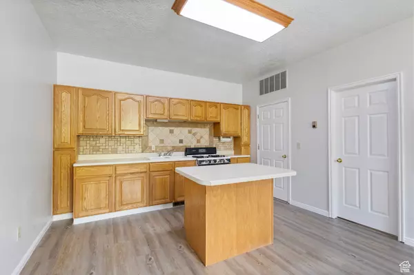 Mt Pleasant, UT 84647,167 W 200 N