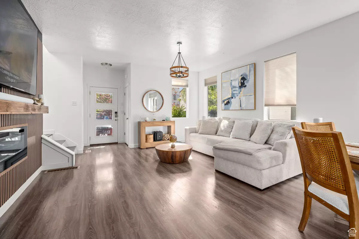 Herriman, UT 84096,5352 W FALLOWFIELD LN W #H-133