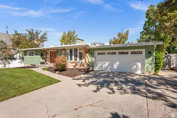 Sandy, UT 84093,8597 S MOUNT MAJESTIC RD E