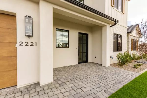 St. George, UT 84770,2221 S CARABINER WAY