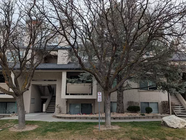 Midvale, UT 84047,955 E CREEKHILL LN #31