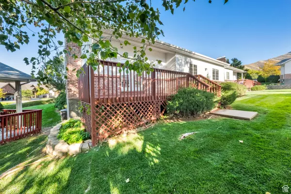 Tooele, UT 84074,524 S OAK LN W #3