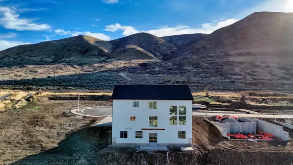 Payson, UT 84651,1836 S 100 E #2