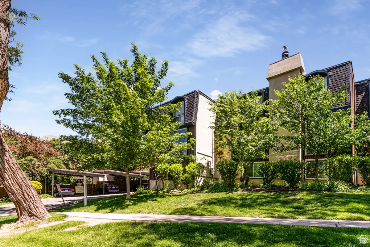 Salt Lake City, UT 84103,438 N CENTER ST W #208