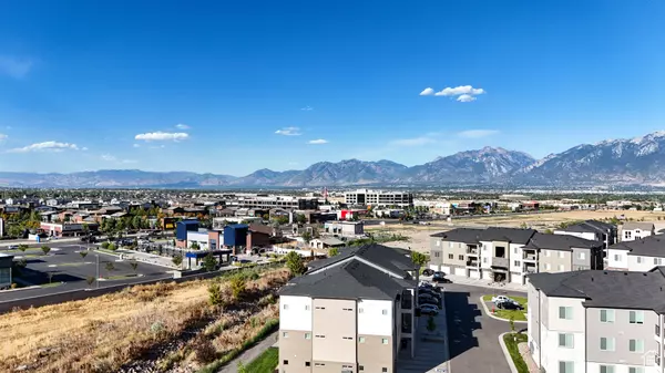 Riverton, UT 84096,13527 S HANLEY LN W #M304