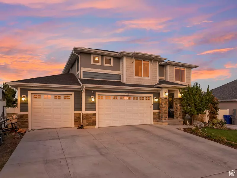 742 N ECHO WAY, Saratoga Springs, UT 84045