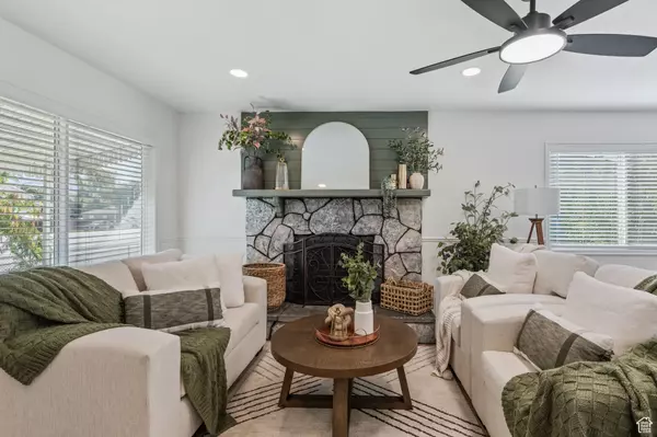 Salt Lake City, UT 84106,3594 S 700 E
