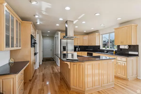 Layton, UT 84040,2382 SUMMERWOOD DR