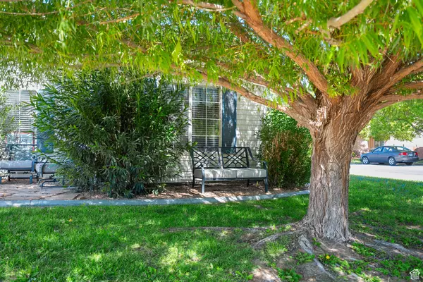 La Verkin, UT 84745,310 W 170 N